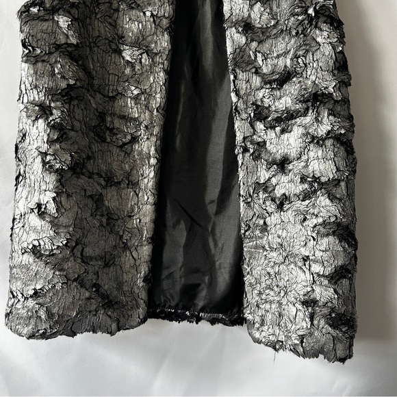 BCBGeneration Women's Vintage Retro Black and Metallic Gilet Vest Size Small - Picture 3 of 12